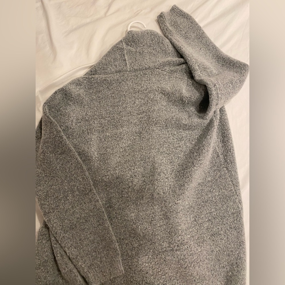 Oversized Grey Sweater Cardigan - Picture 2 of 2